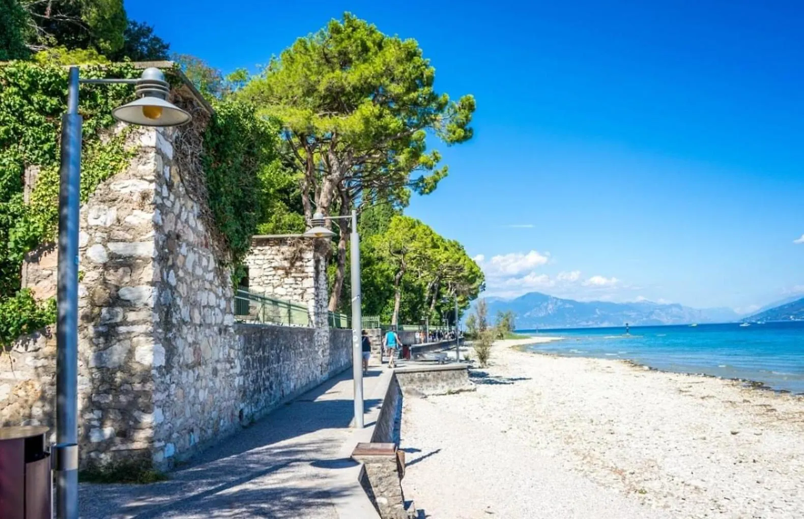 Crono Rif Daire Sirmione İtalya